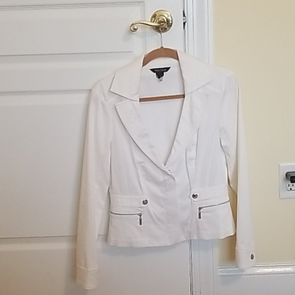 WHBM- White  cropped jacket- Like New Condition